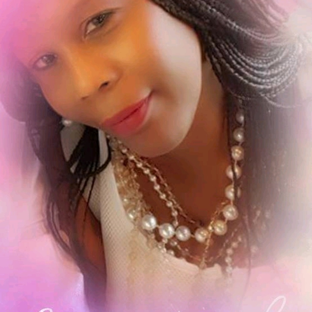 Meet your Posher, Joyce